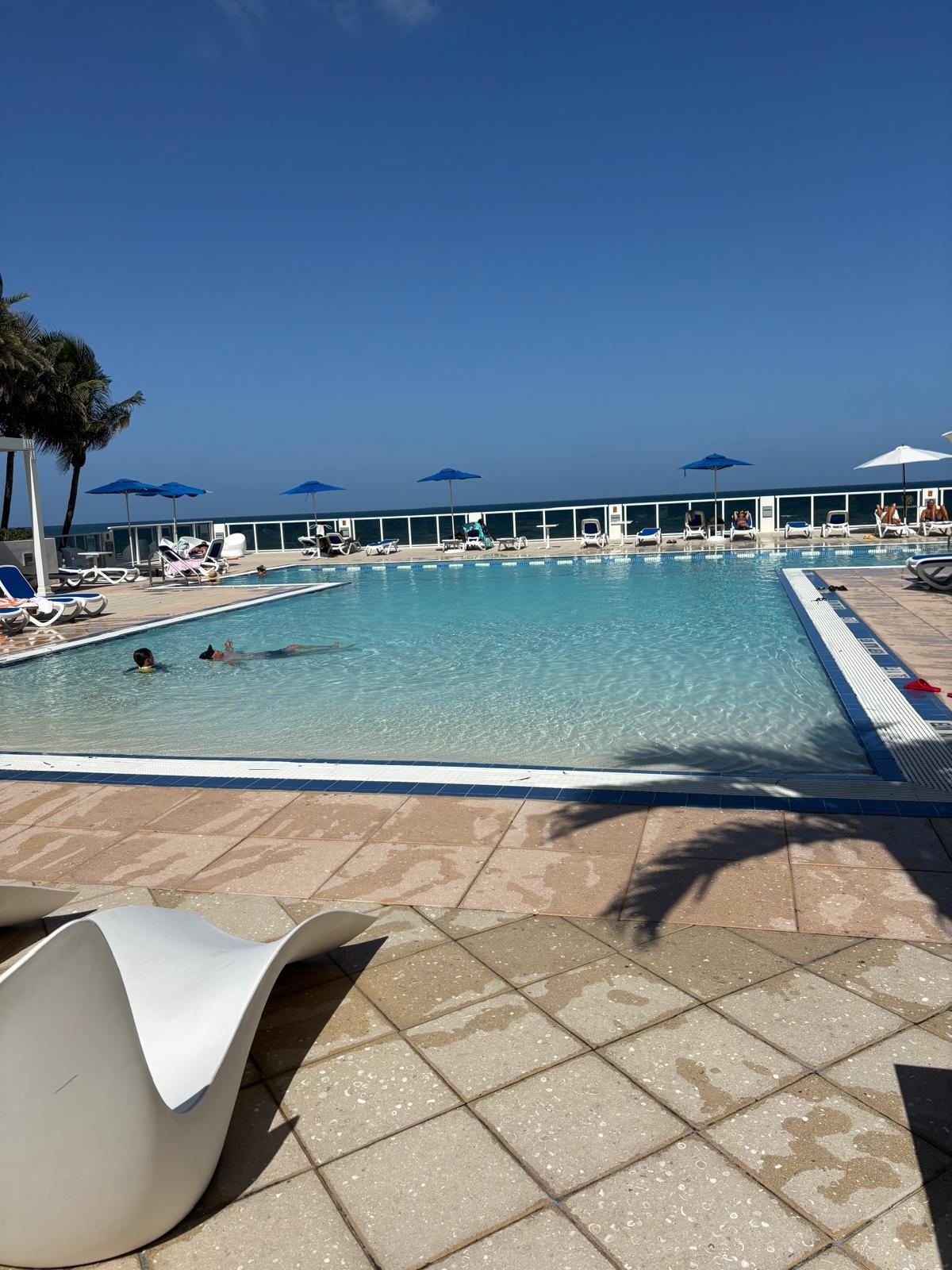 Commercial pool service South Florida